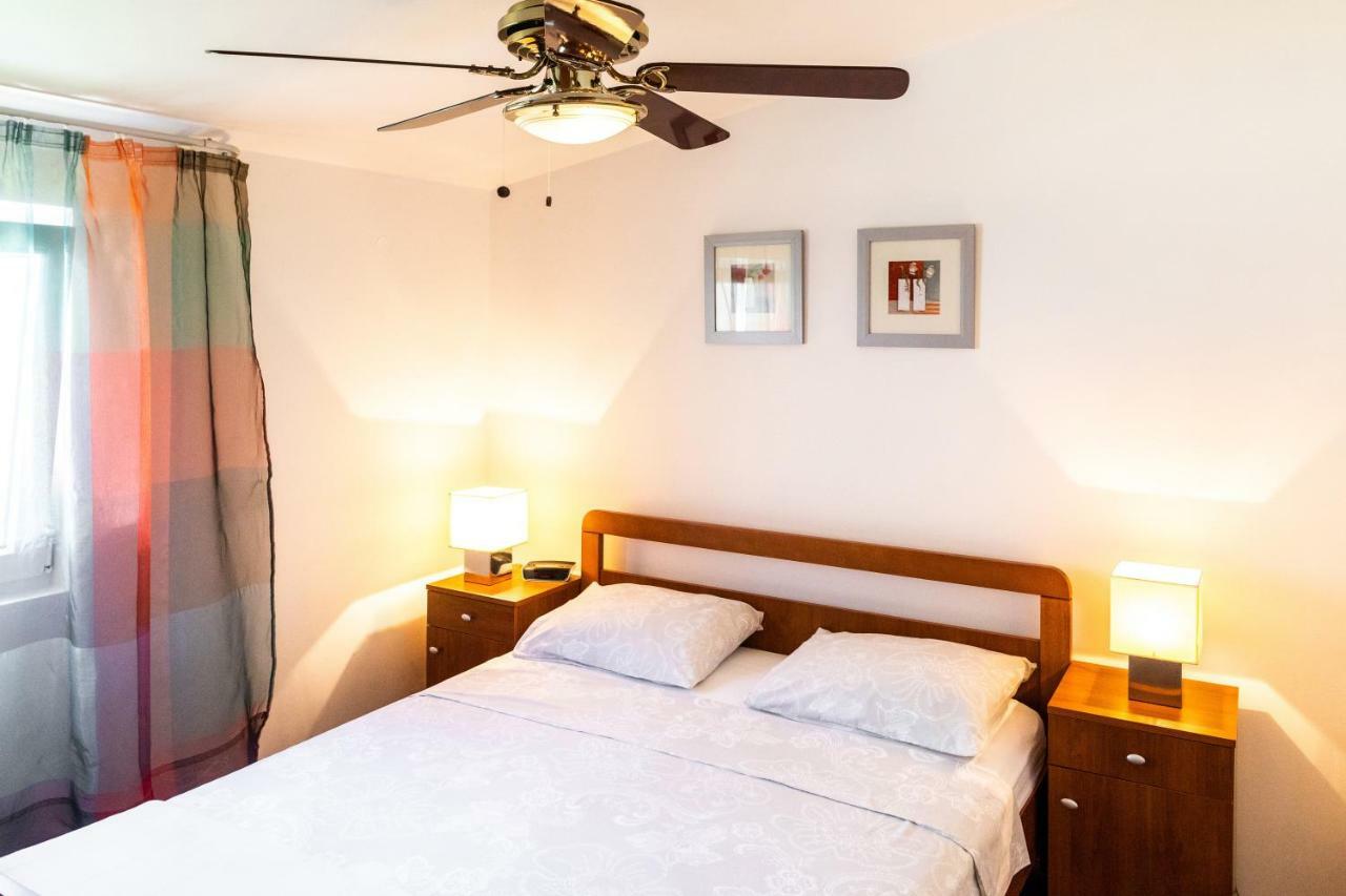 Lambrisa Daire Trogir Dış mekan fotoğraf