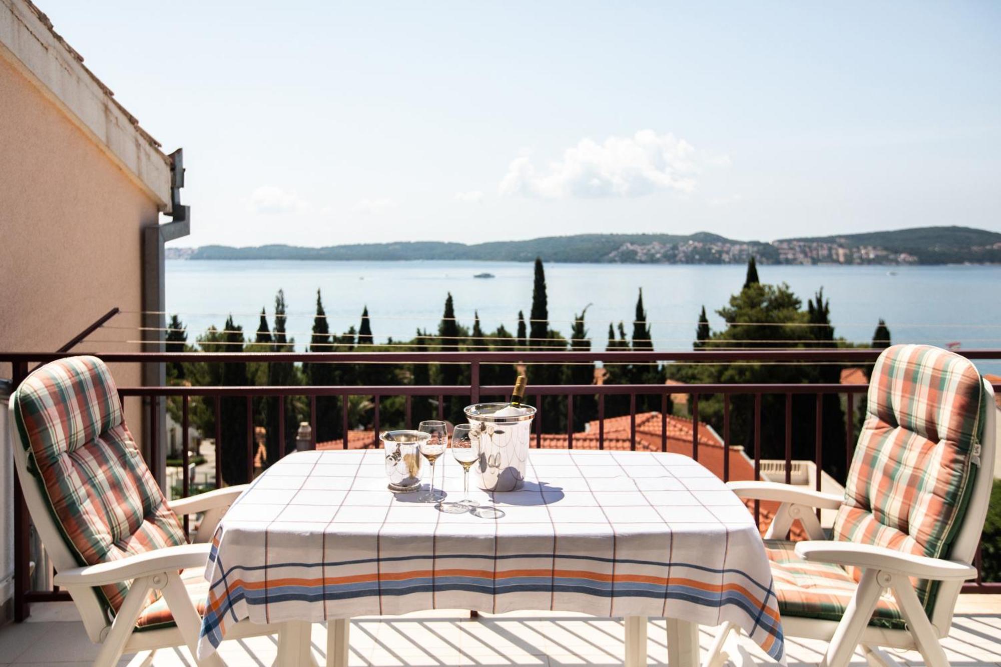 Lambrisa Daire Trogir Dış mekan fotoğraf
